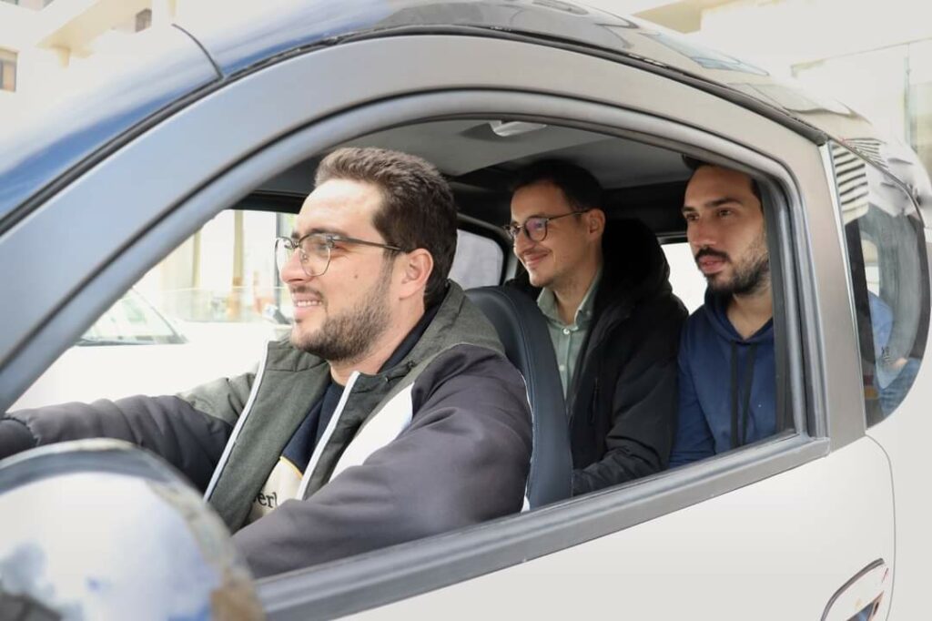 BAKO la Nouvelle Voiture Électrique et Solaire 100 Tunisienne