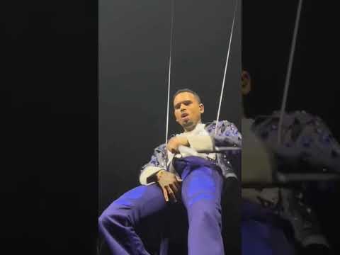 Video : chris brown bulge goes viral