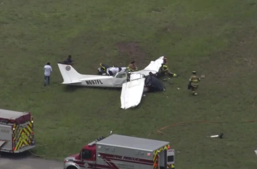  Video : Plane crashes in North Perry Airport