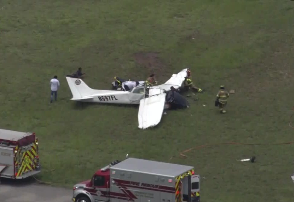 230804 1 person removed from plane after emergency landing at North Perry Airport