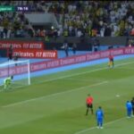 Vidéo : Karim Benzema Rate un Penalty avec Al-Ittihad vs Al-Hilal (1-3) 3 Screenshot 20230805 205500 YouTube