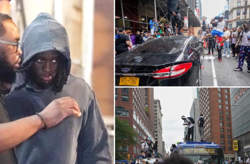  Video : Kai Cenat carried small child to safety amid chaos in NYC giveaway