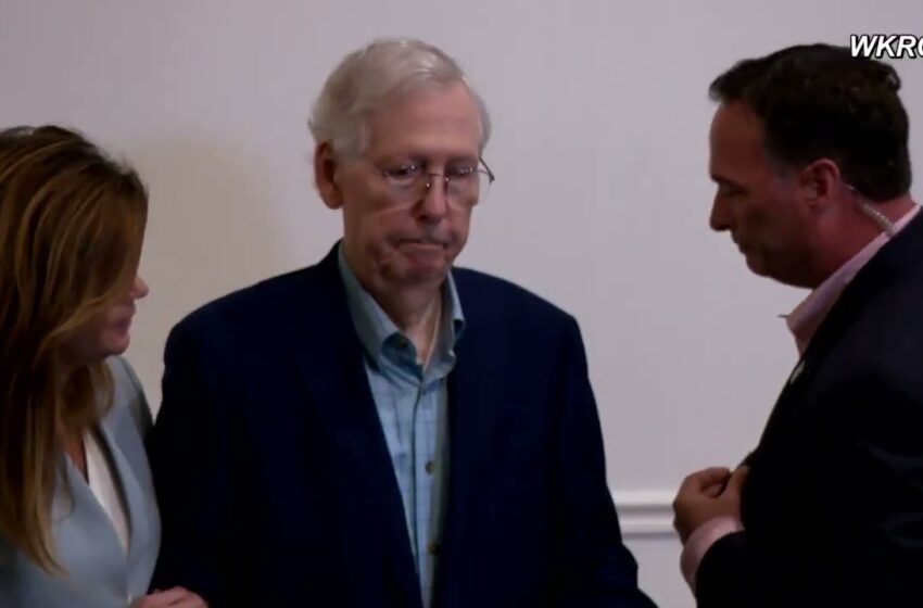  Watch :Mitch mcconnell freeze video