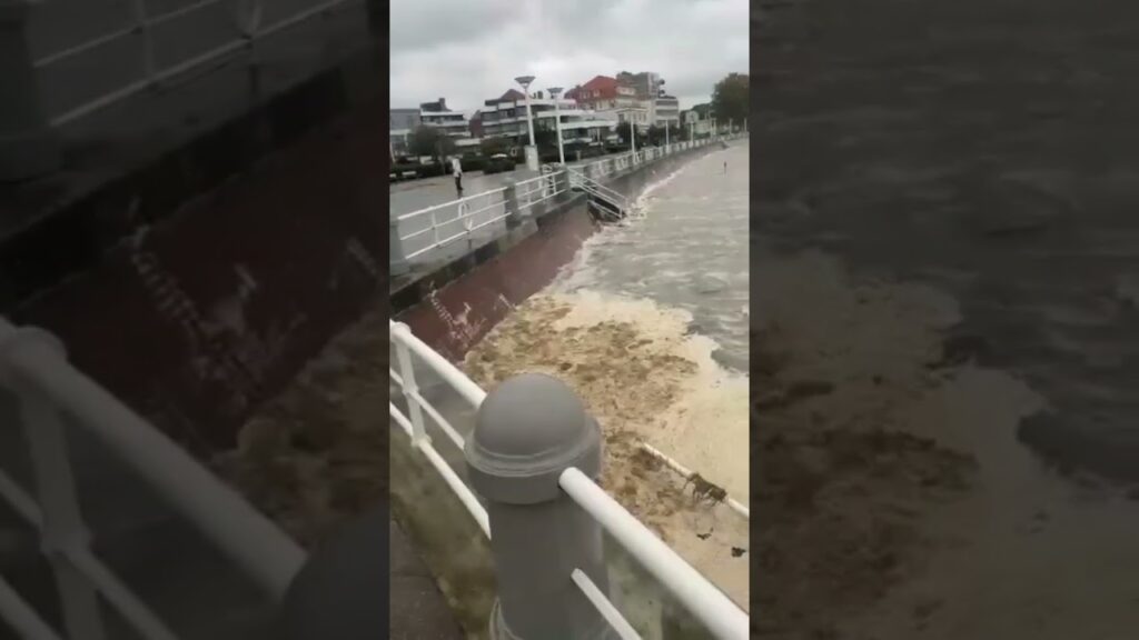 sturmflut in warnemunde hafen