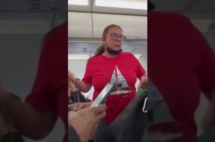  Woman Threatens to Pee in Plane Aisle