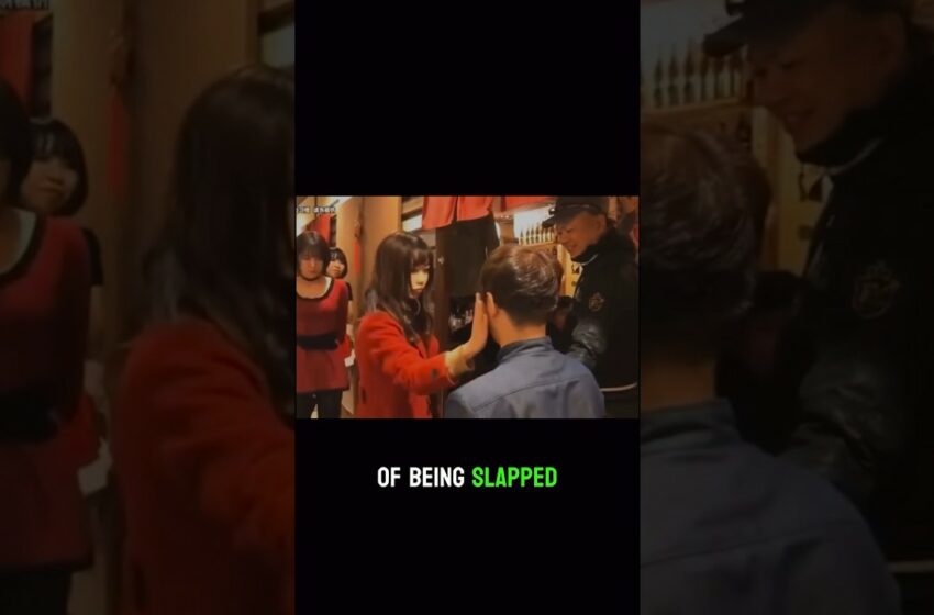  Video : Izakaya bar offers face slapping service