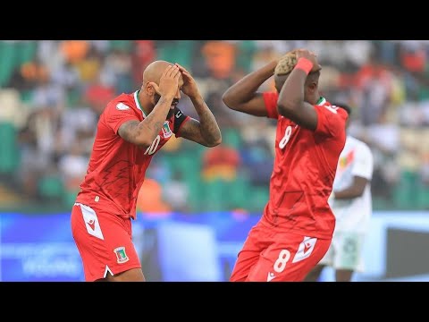  Emilio nsue misses the penalty | Guinea Equatorial vs Guinea (0-1)