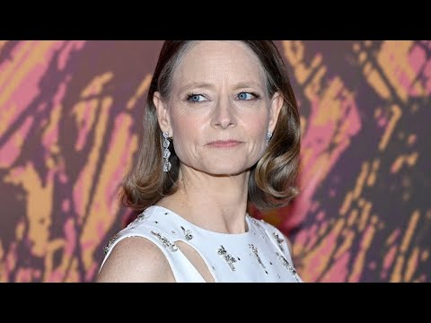 jodie foster faces backlash for