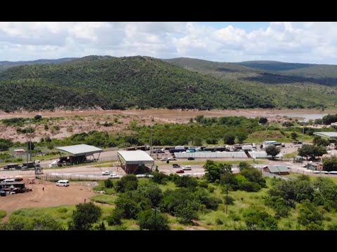  Video : South Africa resumes construction of barriers along Mozambique border