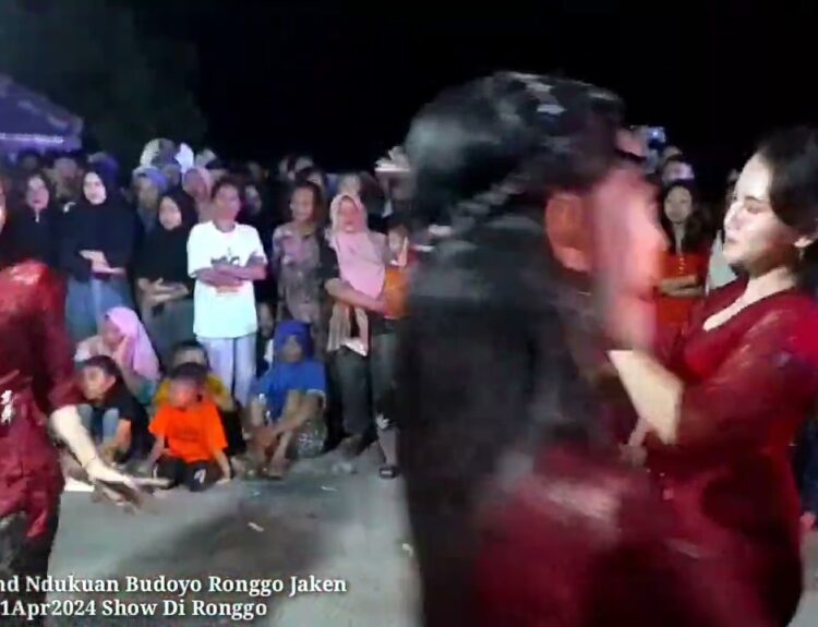 kebaya merah viral video link