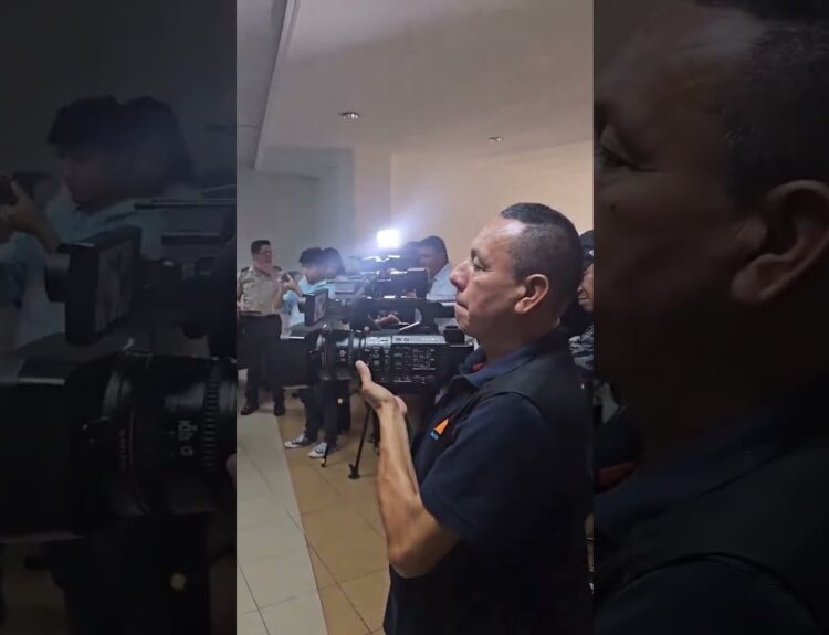 video de chofer linea 45 guayaqu