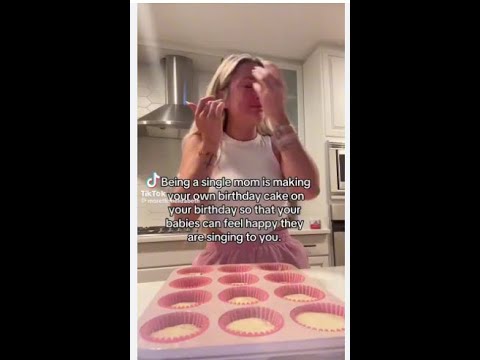  Video : single mom crying birthday cake