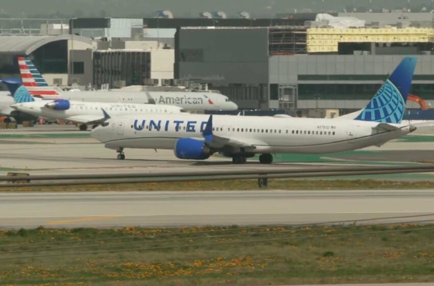  united airlines plane loses wheel