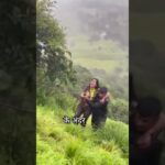 video pune girl taking selfie