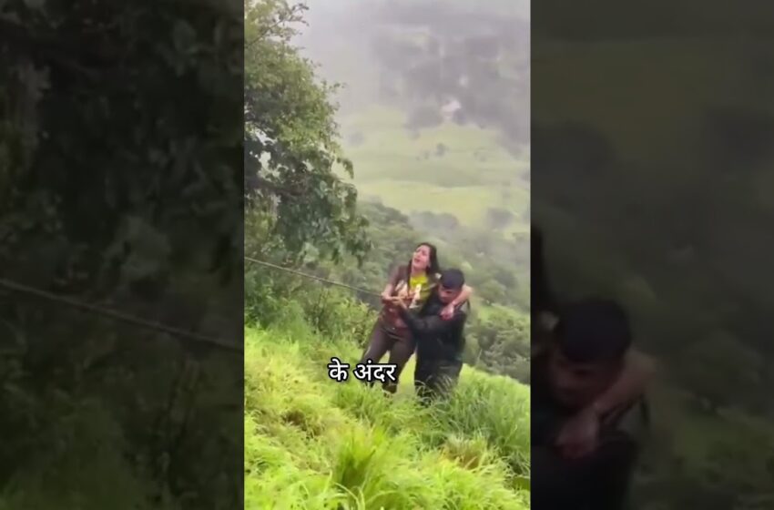  Watch Woman Falls Into 100-ft Gorge While Taking Selfie