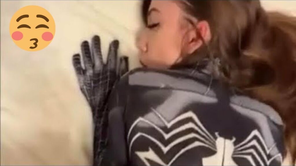 sophie rain tiktok spiderman vid 1