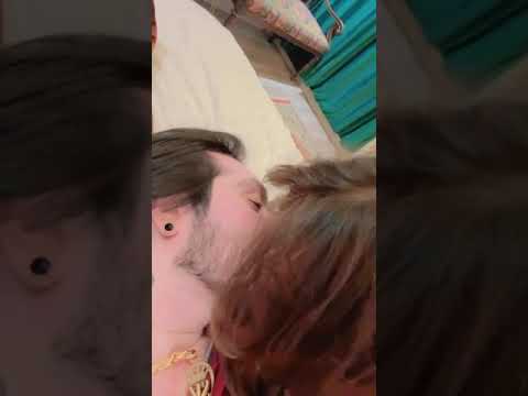 minahil malik kissing video