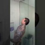 video do lucas lucco no banho