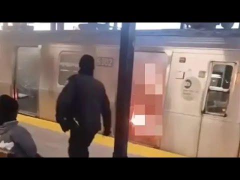 woman set on fire in ny subway v