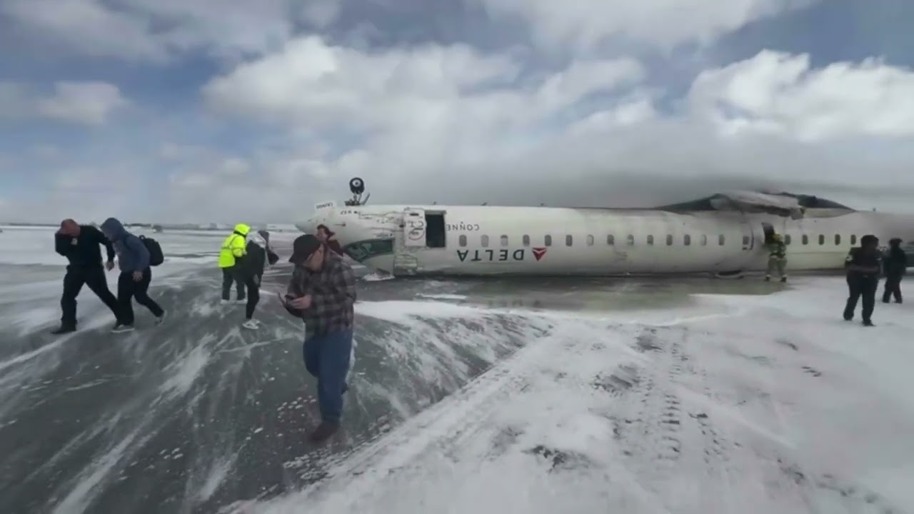 Delta crash toronto video